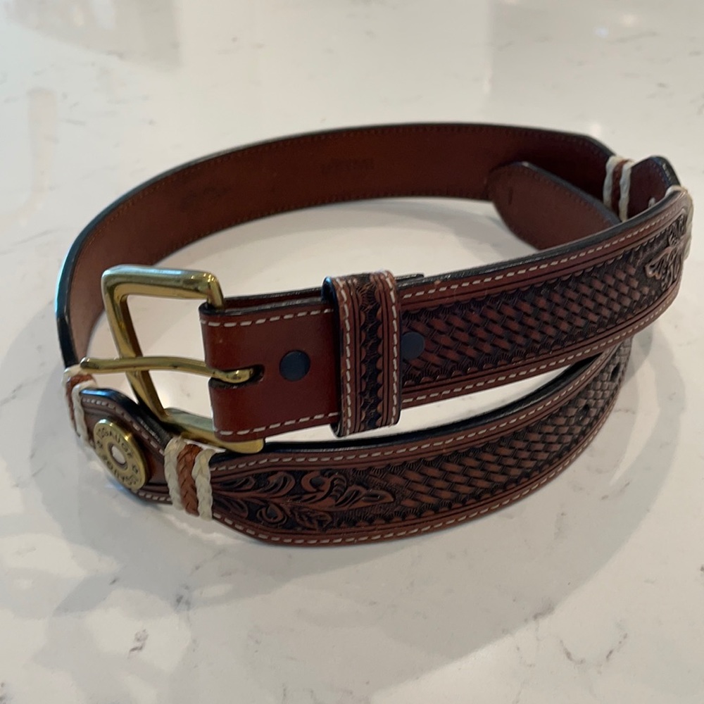 Badger genuine leather belt.